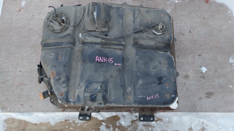 Бензобак Toyota Alphard ANH15 2AZ (б/у)