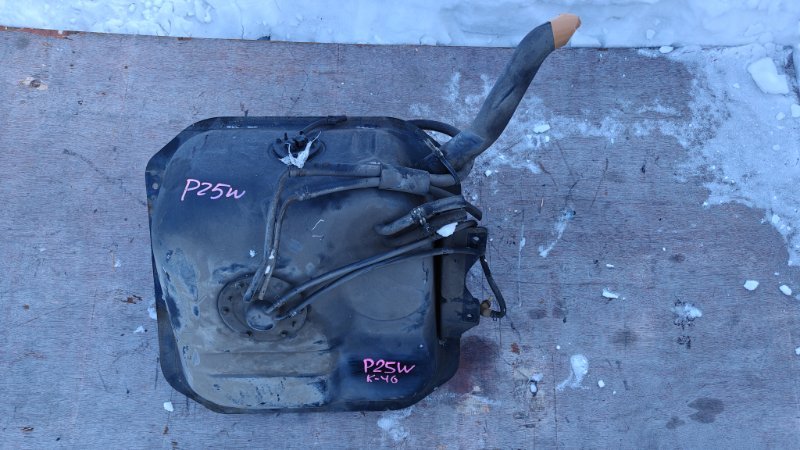 Бензобак Mitsubishi Delica P25W 4D56 (б/у)