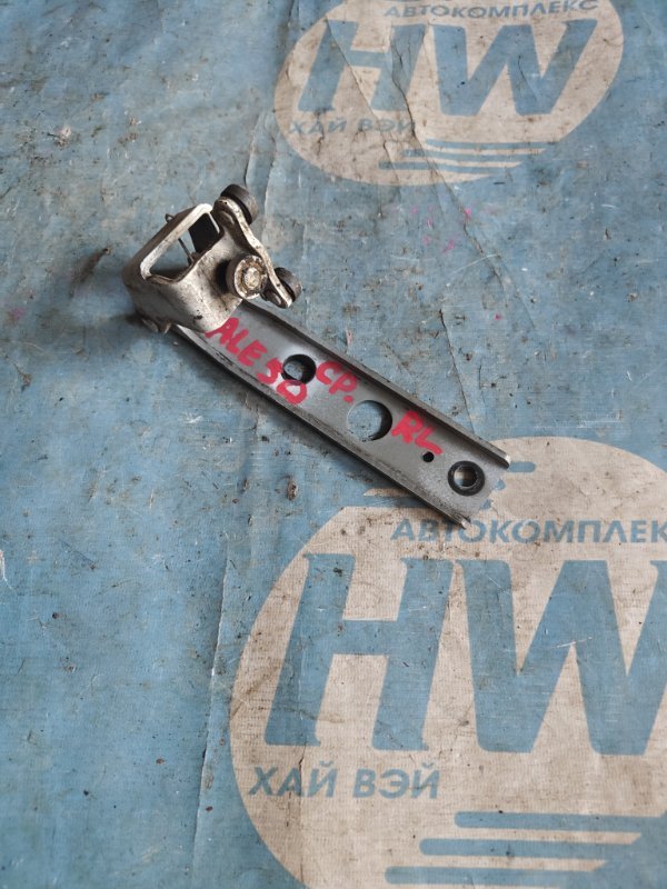 Ролик раздвижной двери Nissan Elgrand ALE50 VG33E (б/у)