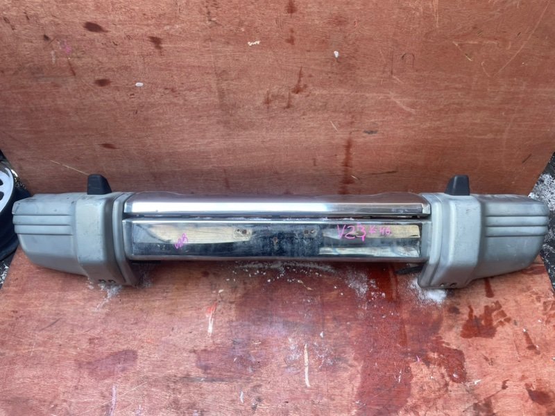 Бампер Mitsubishi Pajero V26 4M40 передний (б/у)