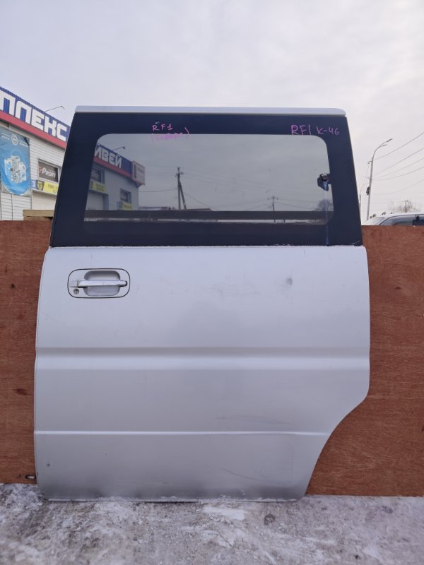 Дверь Honda Stepwgn RF1 B20B задняя левая (б/у)