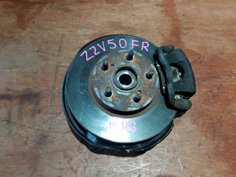 Ступица Toyota Vista Ardeo ZZV50 1ZZ передняя правая (б/у)