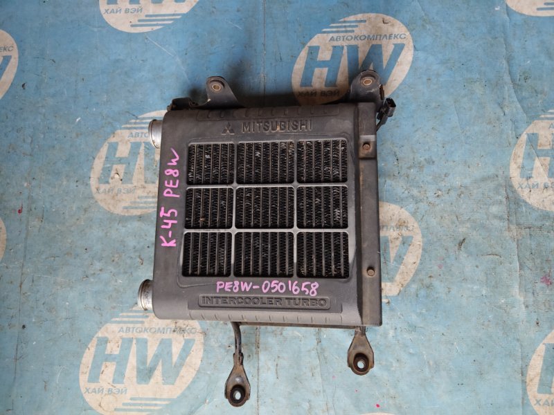 Интеркулер Mitsubishi Delica PE8W 4M40 2000 (б/у)