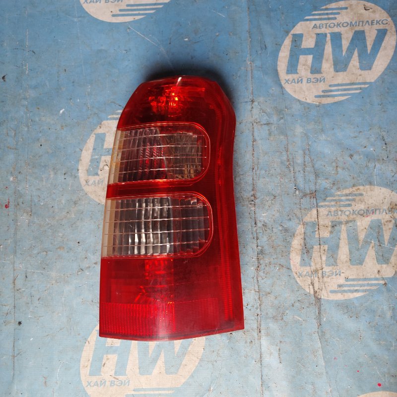 Стоп Toyota Succeed NCP51 1NZ правый (б/у)