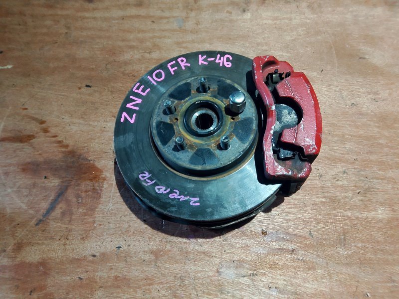 Ступица Toyota Wish ZNE10 1ZZ передняя правая (б/у)