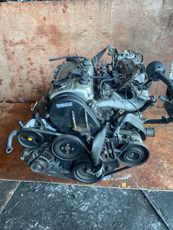 Двигатель Mitsubishi Chariot N43W 4G63 (б/у)