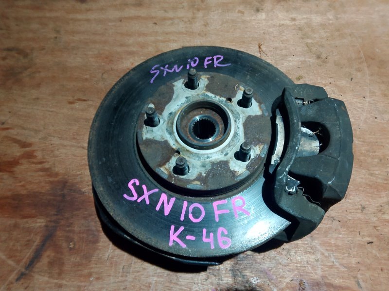 Ступица Toyota Nadia SXN10 3SFE передняя правая (б/у)