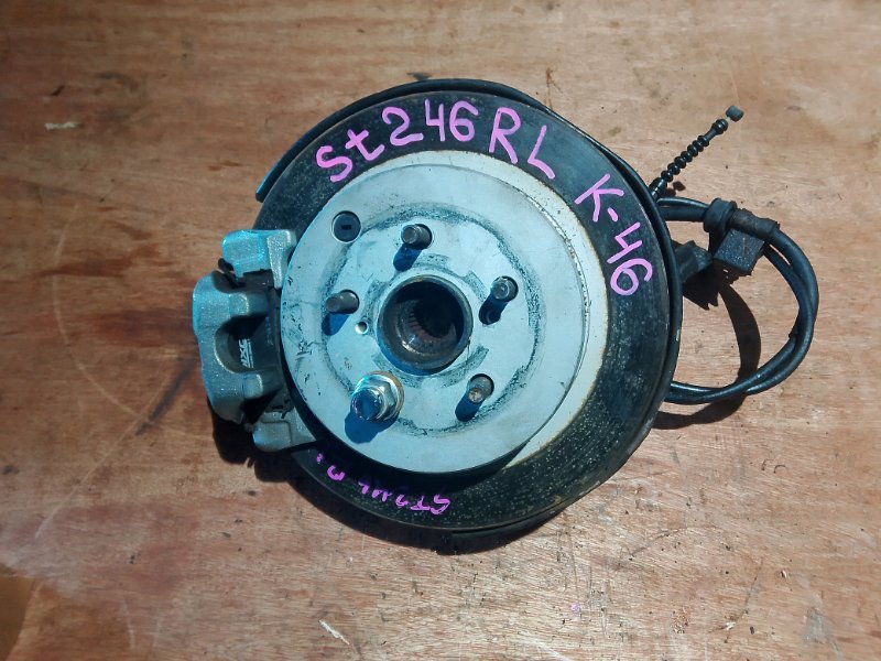 Ступица Toyota Caldina ST246 3SGTE задняя левая (б/у)