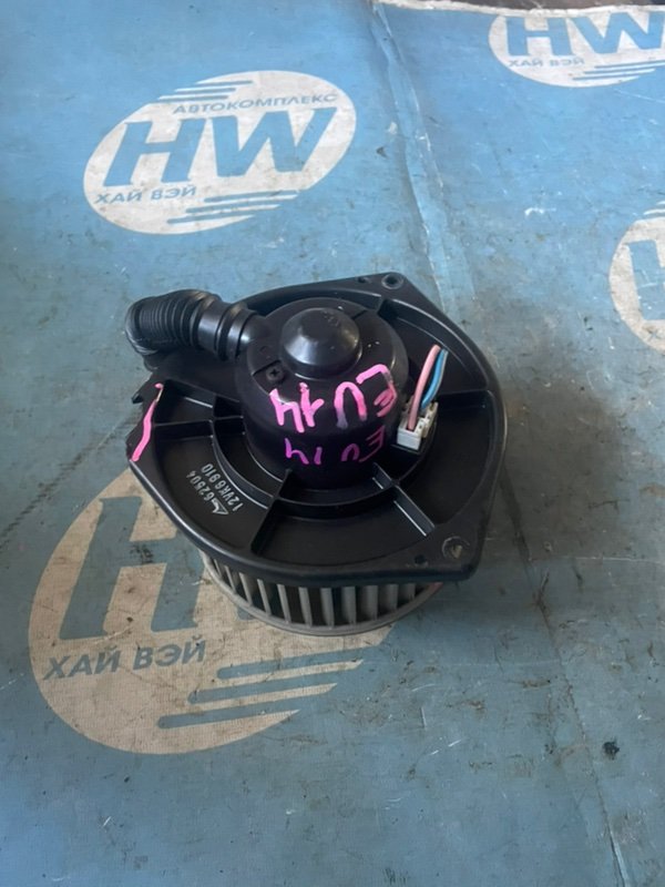 Мотор печки Nissan Bluebird EU14 SR18 (б/у)