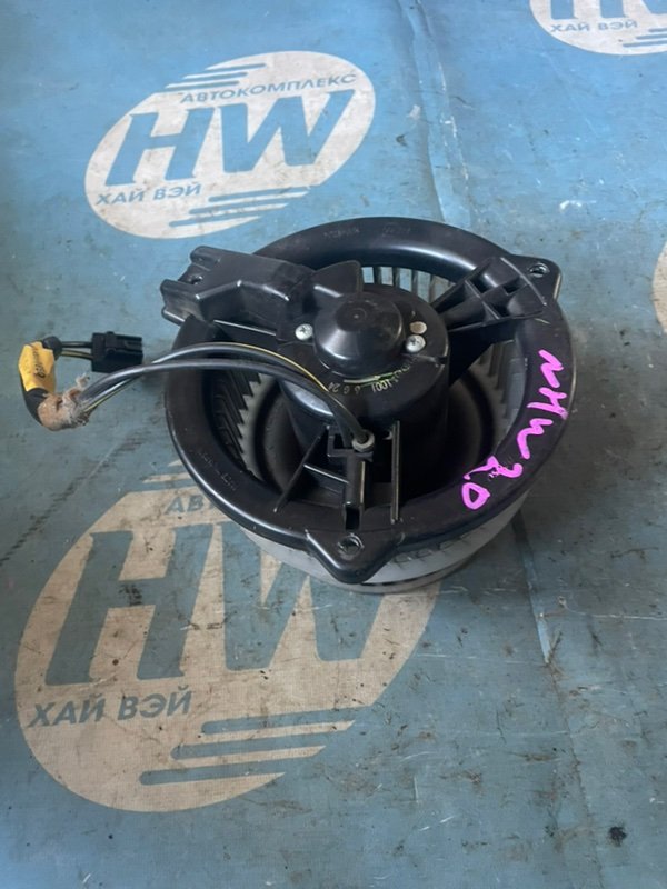 Мотор печки Toyota Prius NHW20 1NZFXE (б/у)