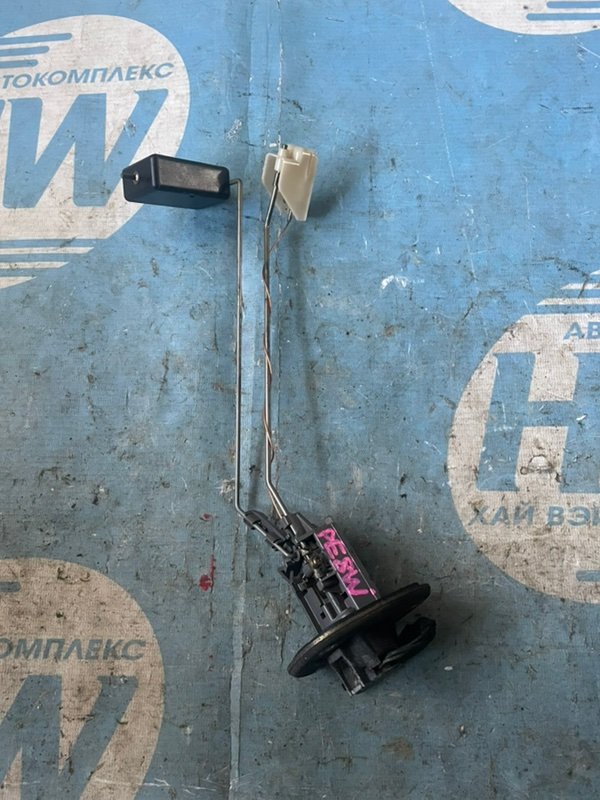 Датчик уровня топлива Mitsubishi Delica PE8W 4M40 (б/у)