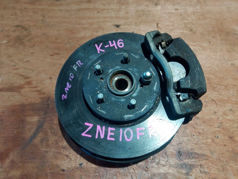 Ступица Toyota Wish ZNE10 1ZZ передняя правая (б/у)