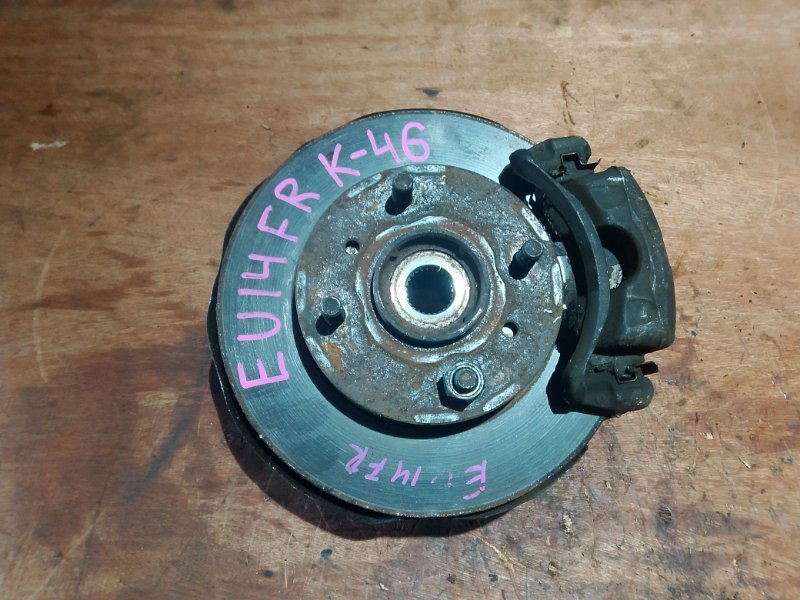 Ступица Nissan Bluebird EU14 SR18 передняя правая (б/у)