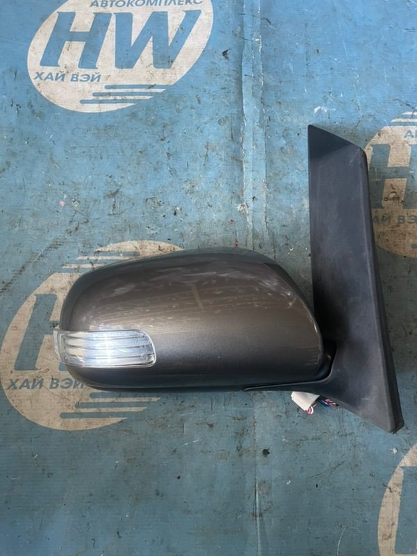 Зеркало Toyota Isis ZNM10 1ZZ правое (б/у)