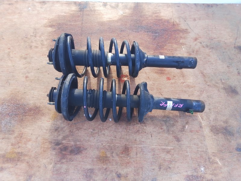 Стойка Honda Stepwgn RF1 B20B передняя (б/у)