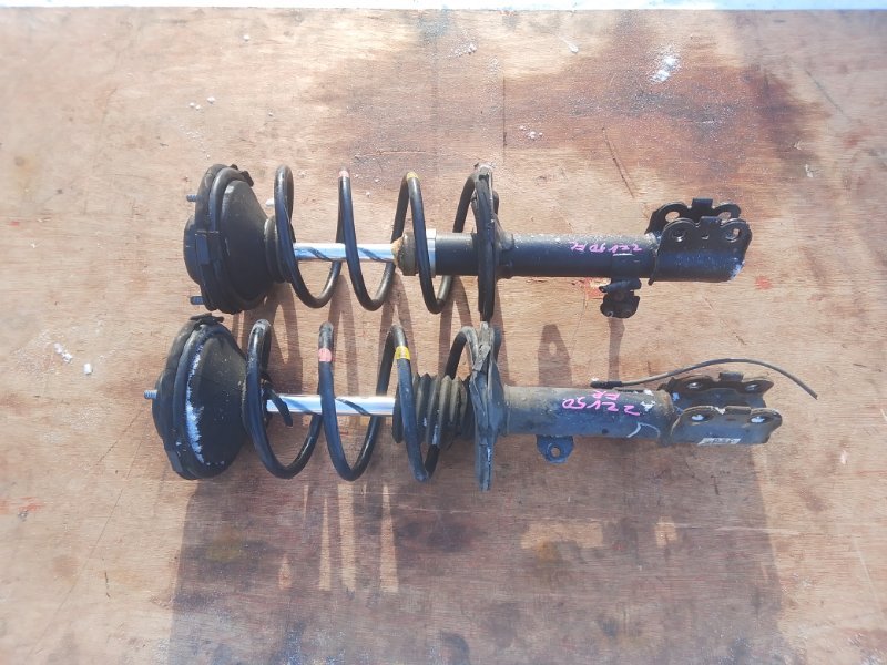 Стойка Toyota Vista Ardeo ZZV50 1ZZ передняя (б/у)