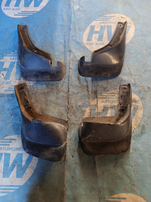 Брызговик Toyota Corsa EL41 4EFE (б/у)