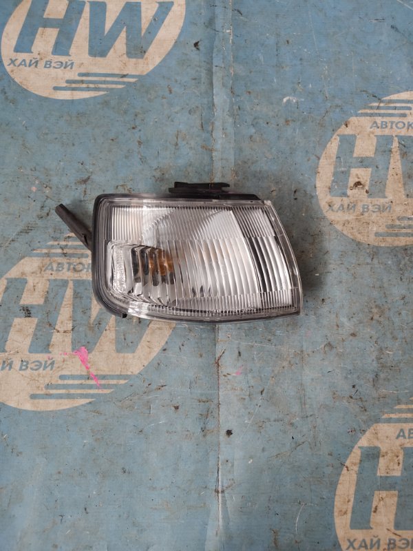 Габарит Mazda Bongo Friendee SGL5 WLT правый (б/у)