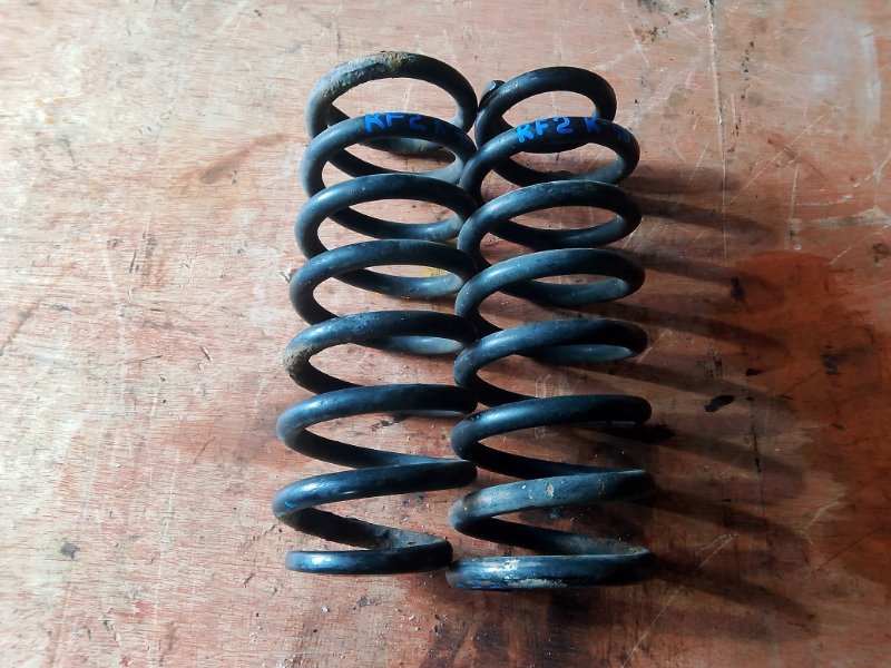Пружина Honda STEPWGN RF2 B20B задняя (б/у)