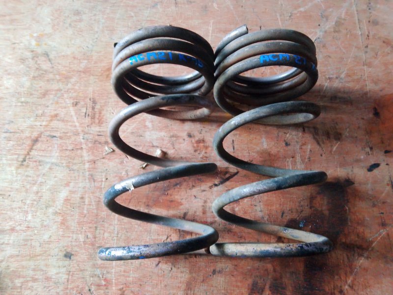 Пружина Toyota Ipsum ACM21 2AZFE задняя (б/у)