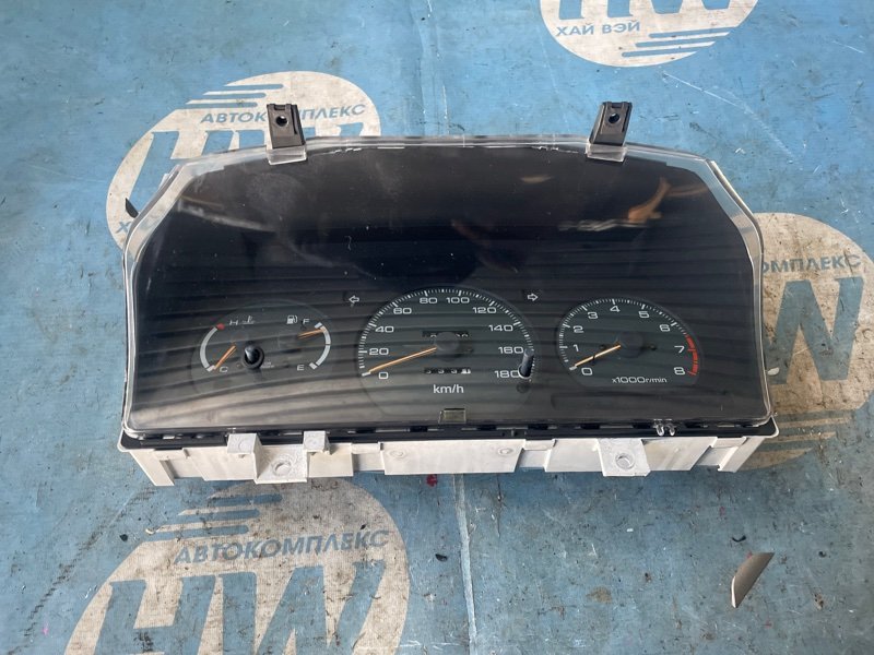Панель приборов Mitsubishi Chariot N43W 4G63 (б/у)