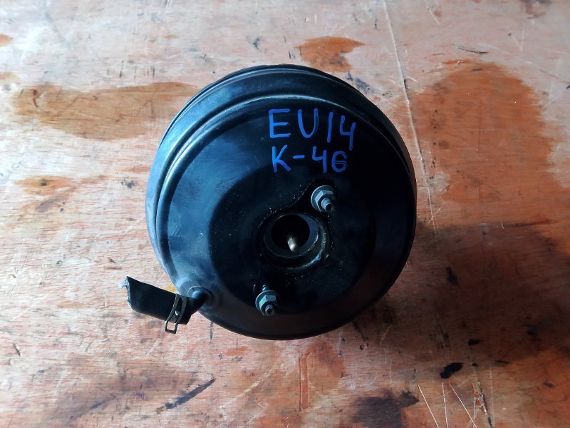 Вакумник тормозной Nissan Bluebird EU14 SR18 (б/у)