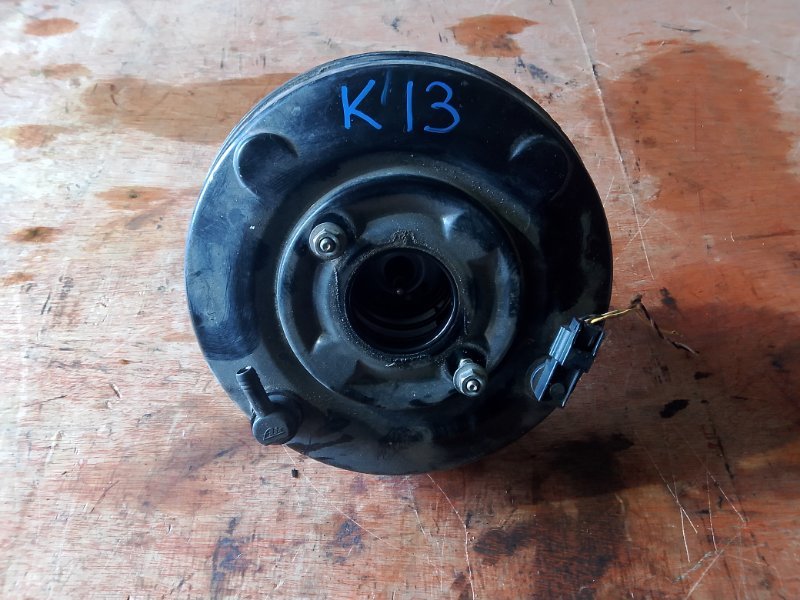 Вакумник тормозной Nissan March K13 HR12 (б/у)