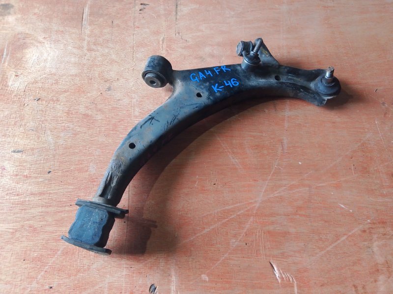 Рычаг нижний Honda Capa GA4 D15B передний правый (б/у)