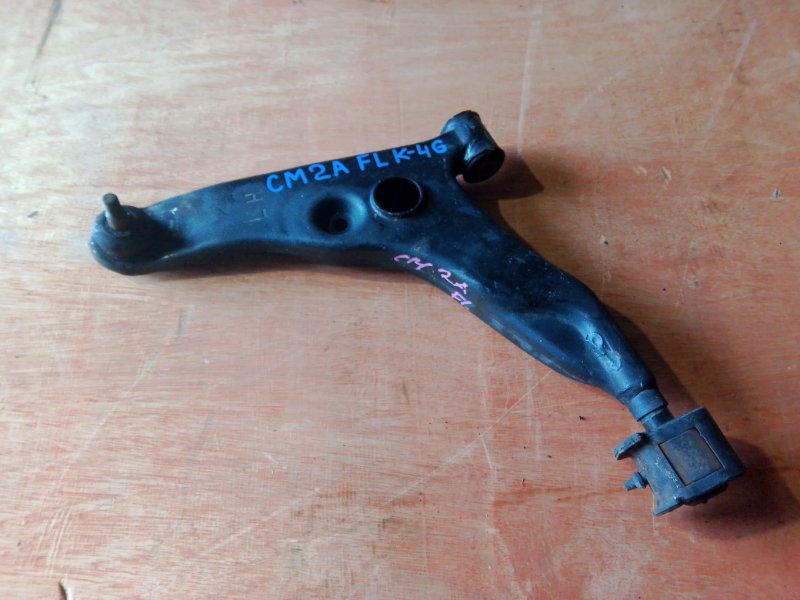 Рычаг нижний Mitsubishi Lancer CM2A 4G15 передний левый (б/у)
