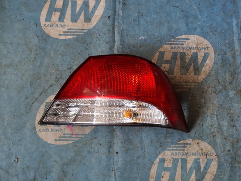 Стоп Mitsubishi Lancer Cedia CS2A 4G15 правый (б/у)