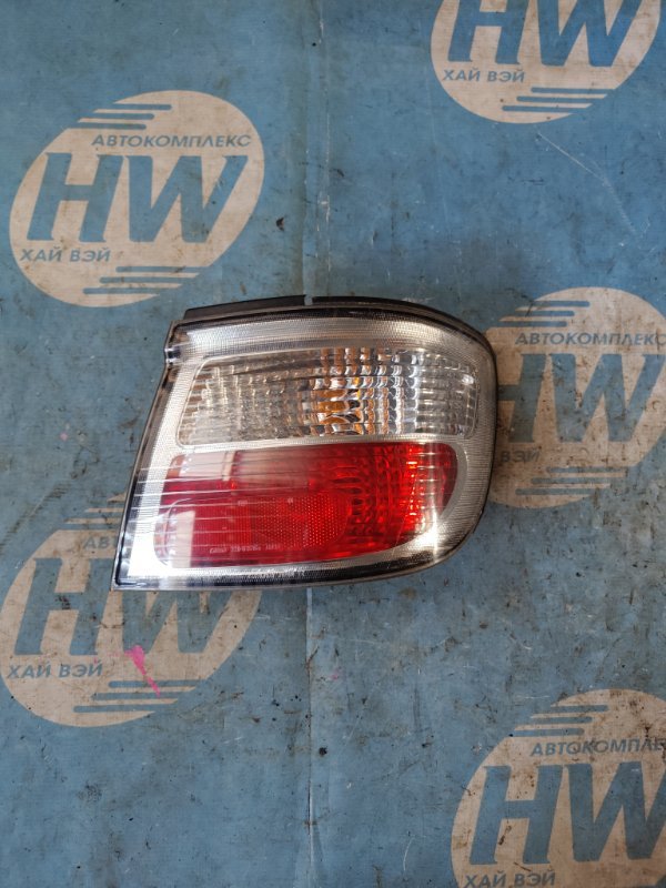 Стоп Nissan Presage TU30 QR25 правый (б/у)