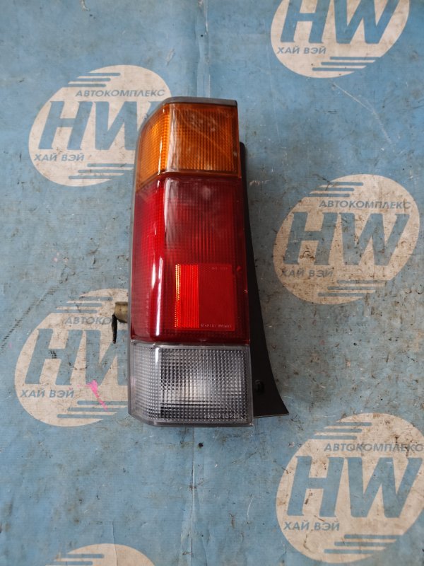 Стоп Mazda Bongo Friendee SGL5 WLT левый (б/у)