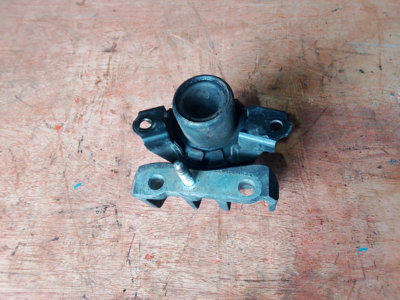 Подушка двс Toyota Vista Ardeo SV50 3SFSE правая (б/у)