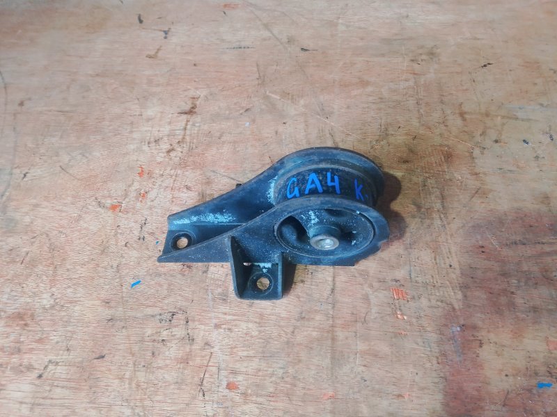 Подушка двс Honda Capa GA4 D15B задняя (б/у)