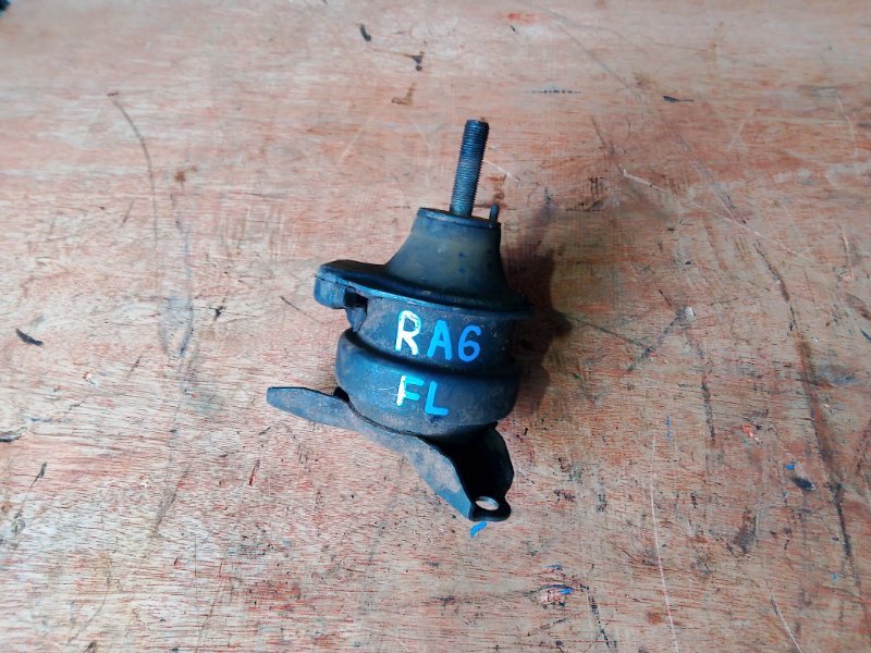 Подушка двс Honda Odyssey RA6 F23A левая (б/у)