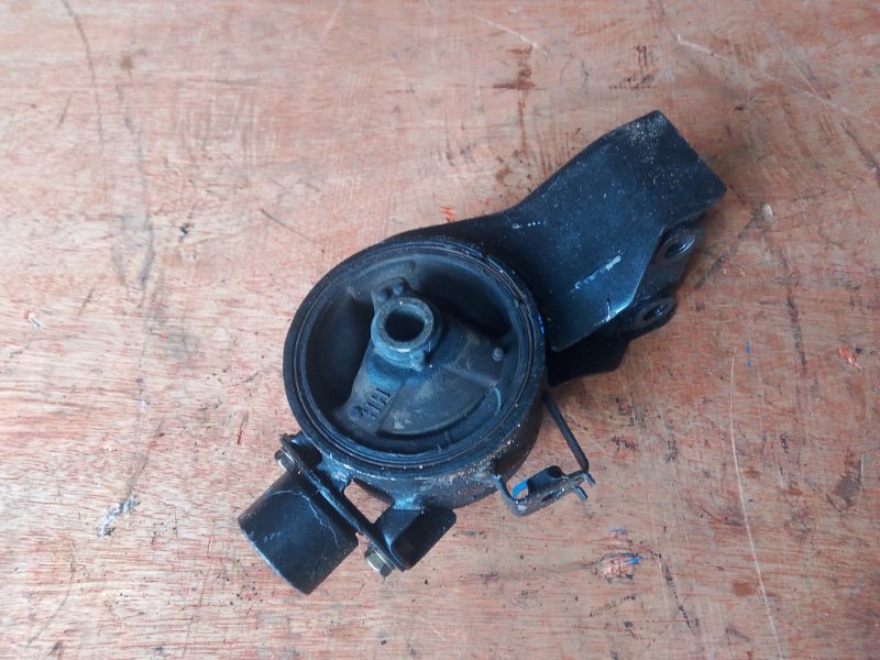 Подушка двс Mitsubishi Lancer CM2A 4G15 правая (б/у)