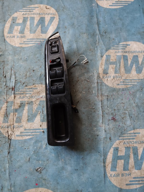 Блок упр. стеклоподъемниками Honda Odyssey RA6 F23A передний правый (б/у)