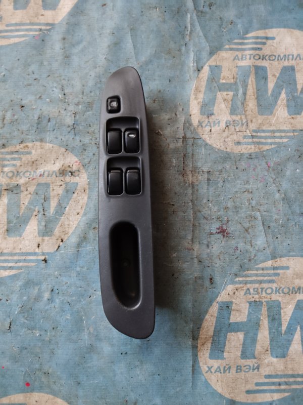 Блок упр. стеклоподъемниками Mitsubishi Lancer CM2A 4G15 передний правый (б/у)