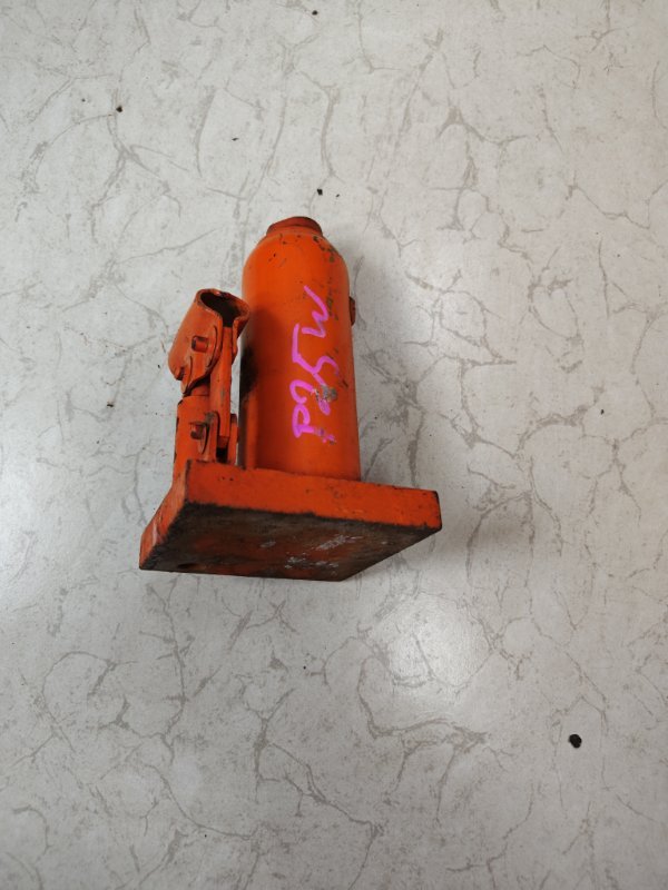 Домкрат Mitsubishi Delica P25W/P35W 4D56T (б/у)