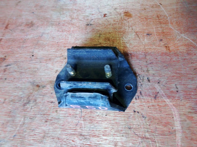 Подушка акпп Nissan Terrano RR50 QD32ETI (б/у)