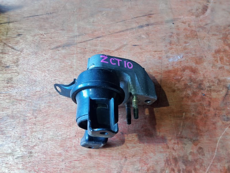 Подушка двс Toyota Opa ZCT10 1ZZ правая (б/у)