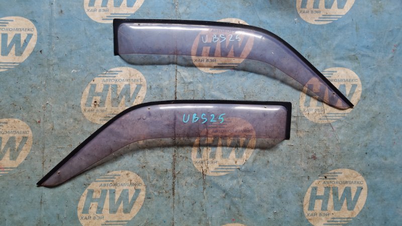 Ветровик Isuzu Bighorn UBS25 6VD1 передний (б/у)