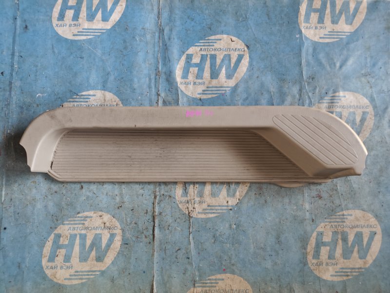 Порожек пластиковый Toyota Estima ACR30 2AZFE задний левый (б/у)