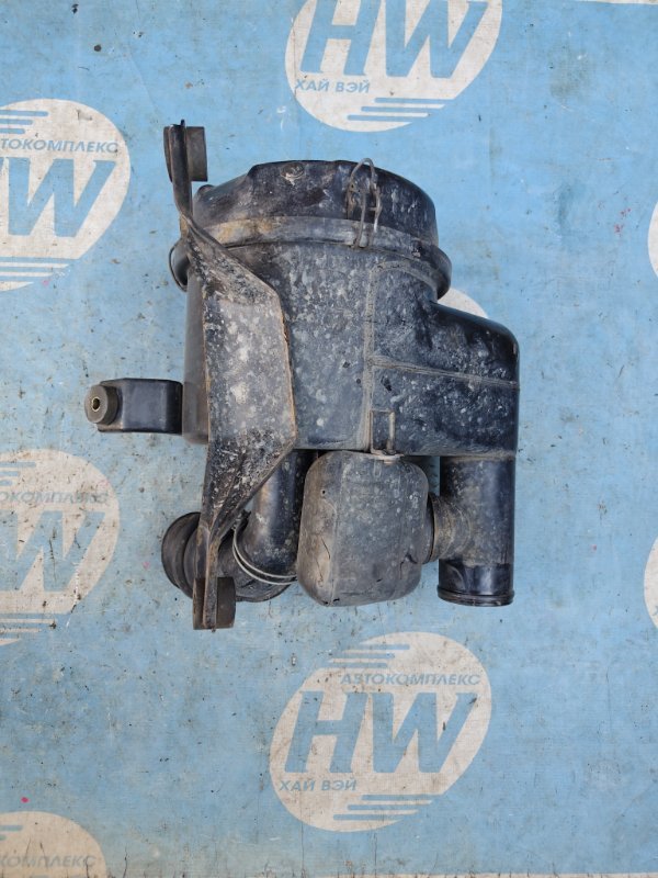 Корпус воздушного фильтра Daihatsu Rocky F300S HDE (б/у)