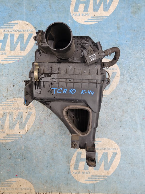 Корпус воздушного фильтра Toyota Estima TCR10 2TZ (б/у)
