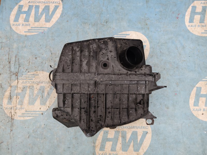 Корпус воздушного фильтра Toyota Nadia SXN10 3SFE (б/у)