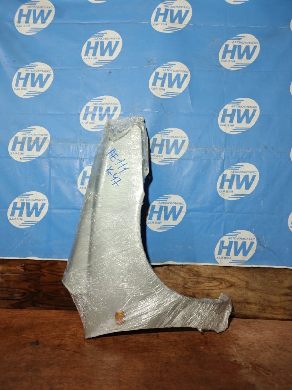 Крыло Toyota Corolla Spacio AE111 4AFE переднее правое (б/у)