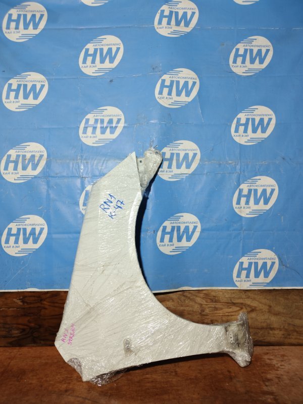 Крыло Honda Stream RN1 D17A переднее правое (б/у)