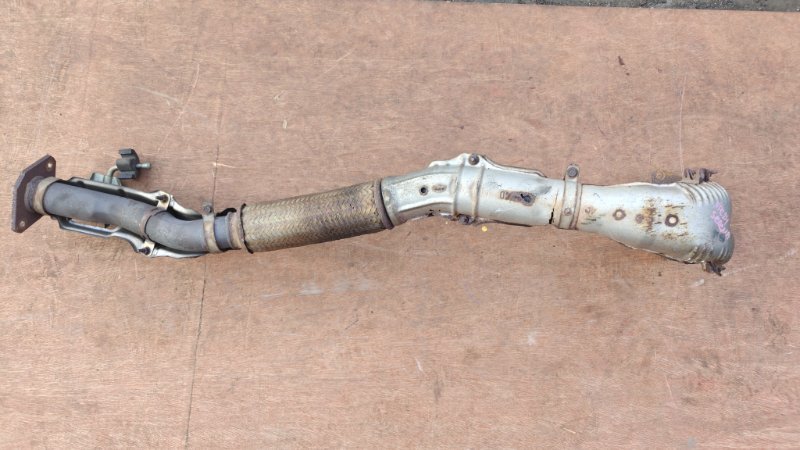 Глушитель Nissan Serena PNC24 SR20 (б/у)