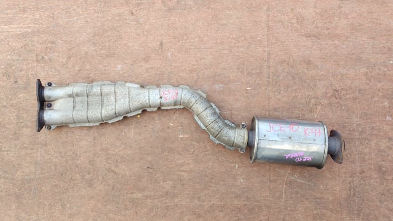 Глушитель Toyota Altezza JCE10 2JZGE (б/у)